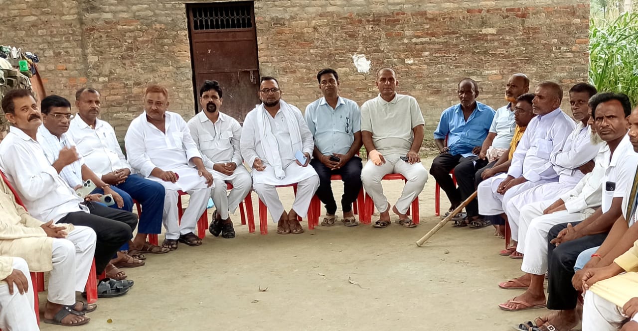 देश के भविष्य है राहुल-प्रियंका:अनवर